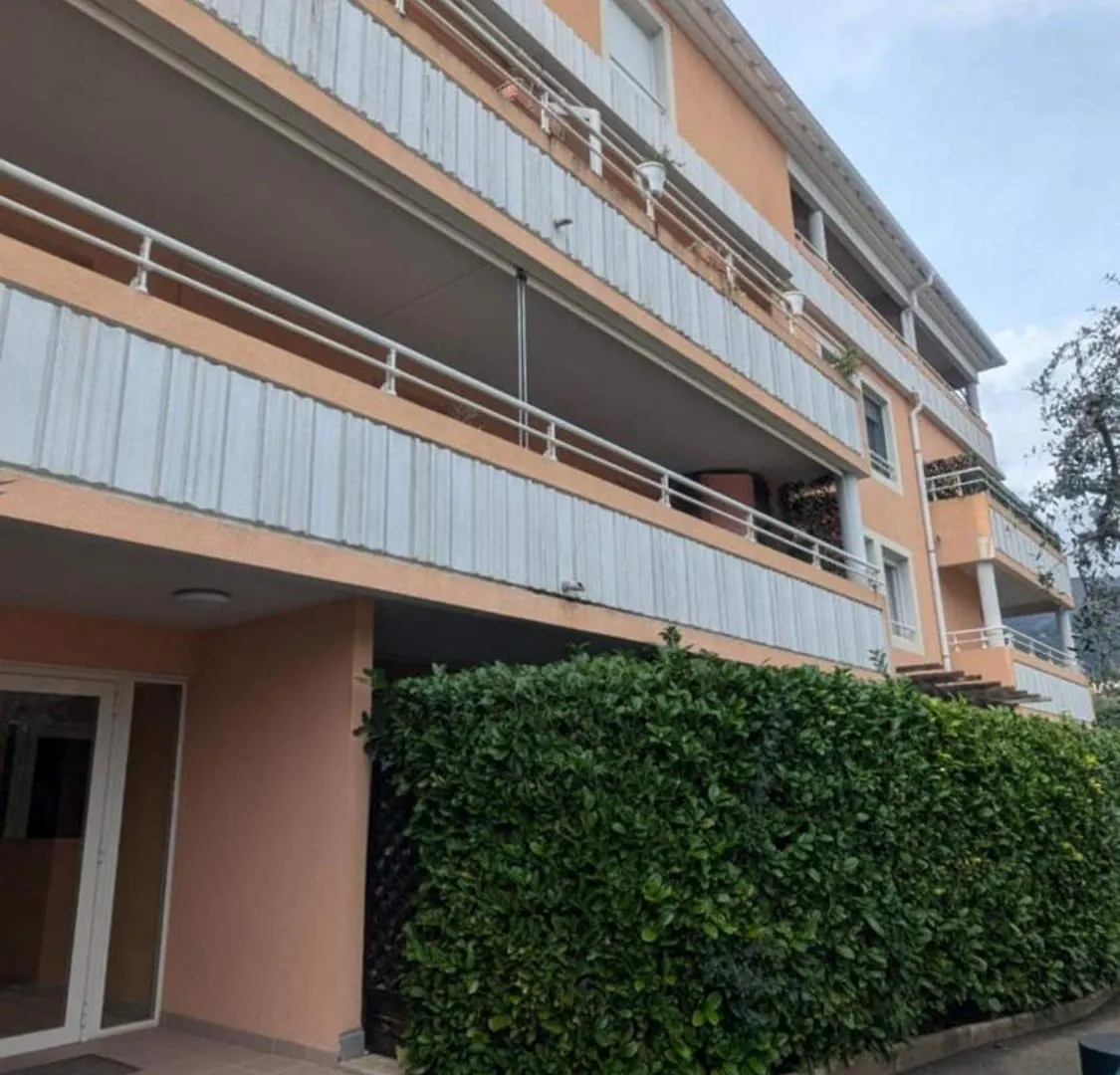 Apartament Superbe Appartement Avec Piscine - Grasse